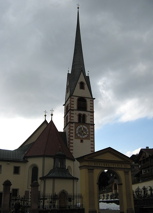 Церковь Santa Christina